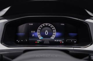 VOLKSWAGEN T-Roc usata, con Fari LED