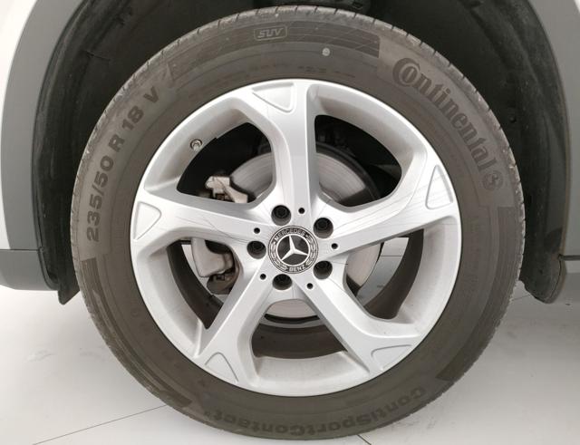 MERCEDES-BENZ GLA 180 usata, con Chiusura centralizzata