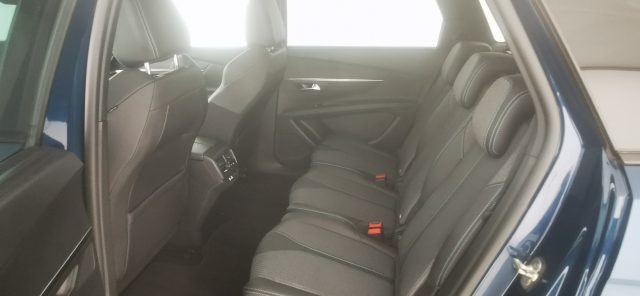 PEUGEOT 5008 usata, con Servosterzo