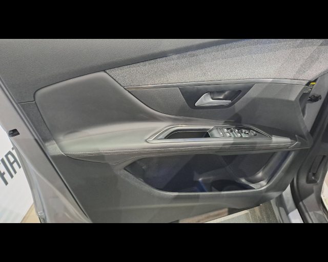 PEUGEOT 3008 usata 28