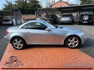 MERCEDES-BENZ SLK 200 usata, con Autoradio digitale