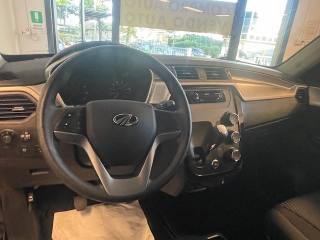 MAHINDRA KUV100 usata, con Bluetooth