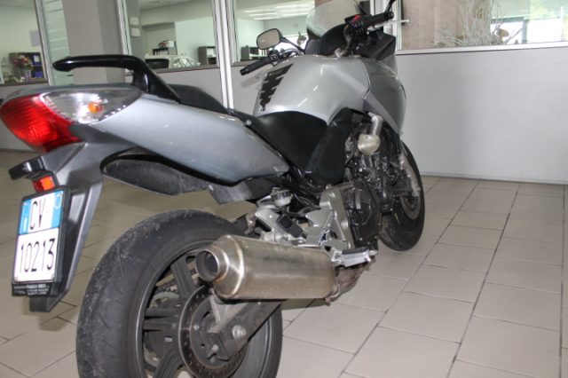 HONDA CBF 600 usata 3