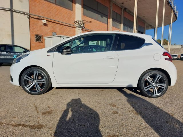 PEUGEOT 208 usata, con Airbag
