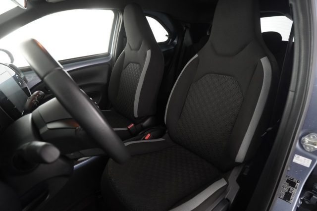 TOYOTA Aygo X usata 1