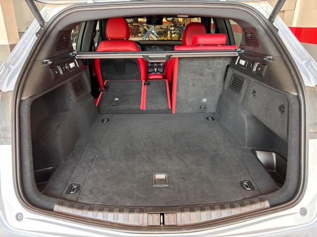 ALFA ROMEO Stelvio usata, con Sedile posteriore sdoppiato