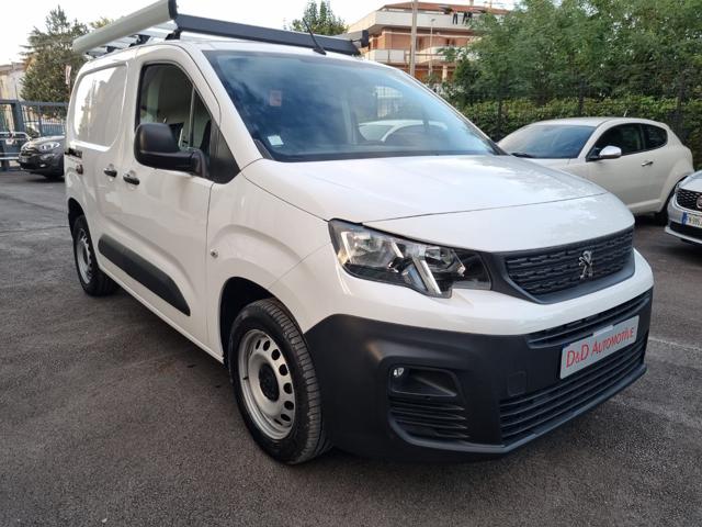 PEUGEOT Partner usata, con Alzacristalli elettrici