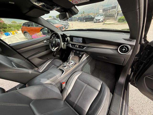 ALFA ROMEO Stelvio usata 33