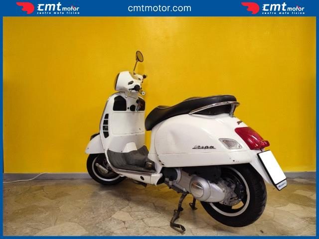 VESPA GTS 300 usata 2