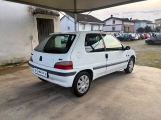 PEUGEOT 106 usata, con USB