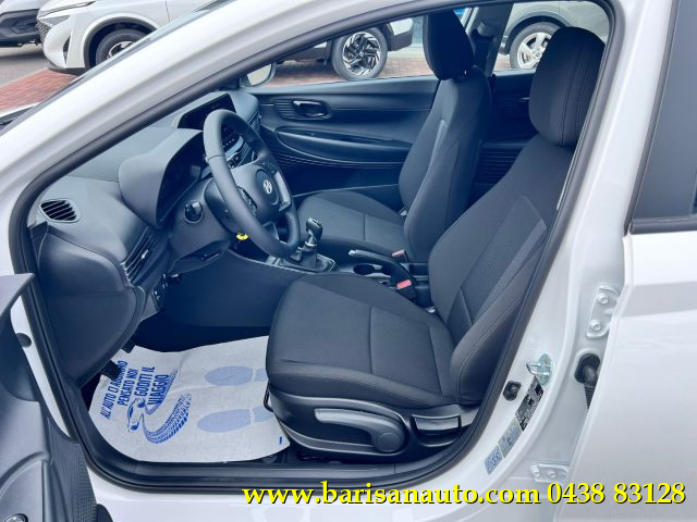 HYUNDAI i20 usata, con Alzacristalli elettrici