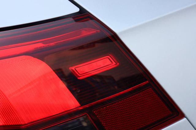 VOLKSWAGEN Golf usata, con Chiamata automatica per emergenze