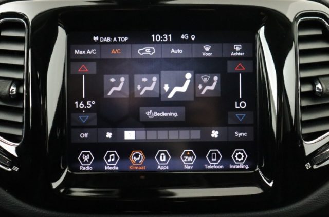 JEEP Compass usata, con Park Distance Control