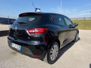 RENAULT Clio usata, con Airbag laterali