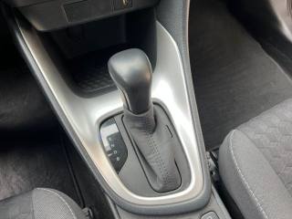 TOYOTA Yaris usata 21