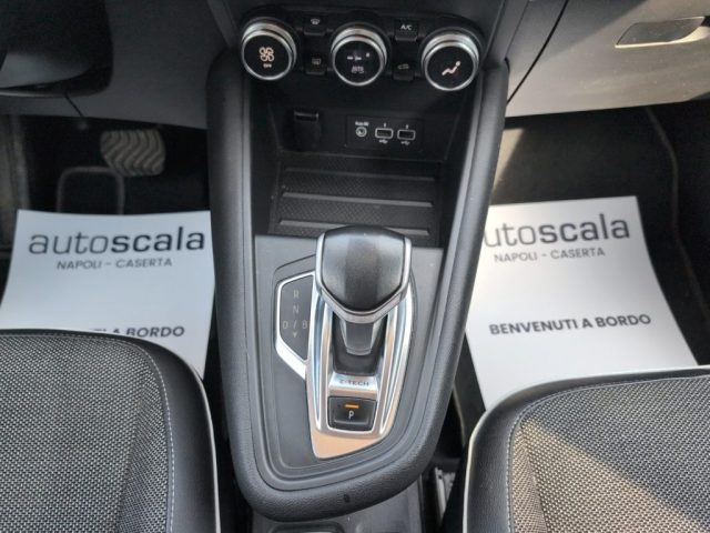 RENAULT Captur usata, con Touch screen