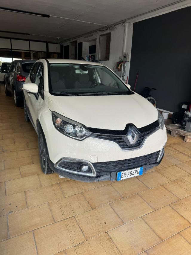 RENAULT Captur usata, con ABS