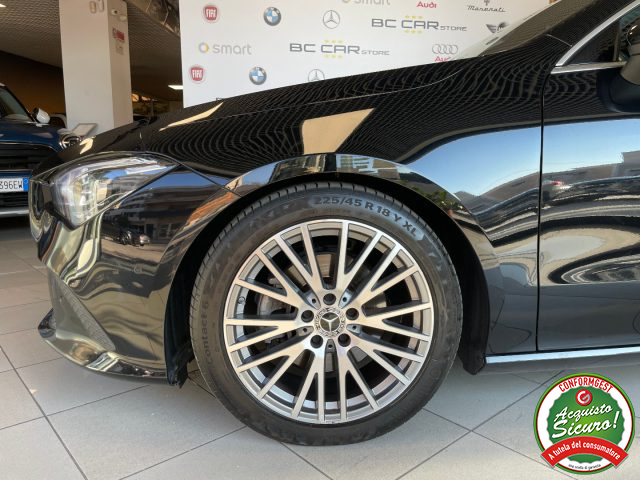 MERCEDES-BENZ CLA 200 usata, con Vetri oscurati