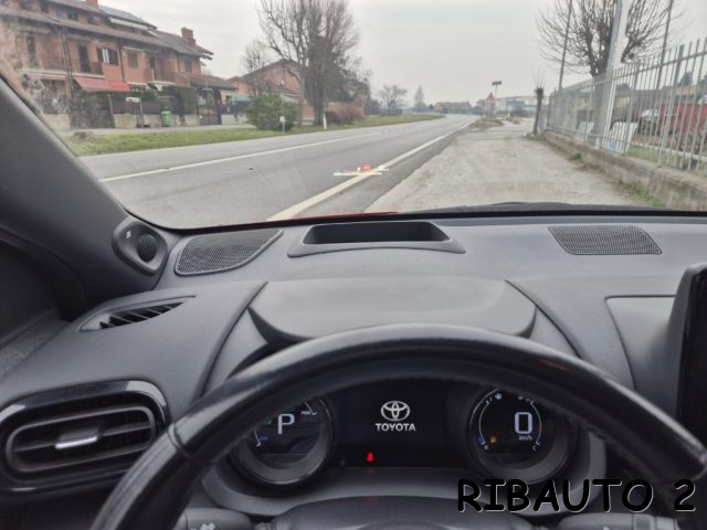 TOYOTA Yaris usata, con Cerchi in lega