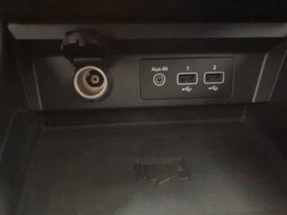 RENAULT Arkana usata, con Hill holder