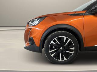 PEUGEOT 2008 usata, con Sensore di pioggia