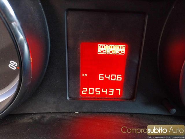 OPEL Meriva usata, con Sedile posteriore sdoppiato