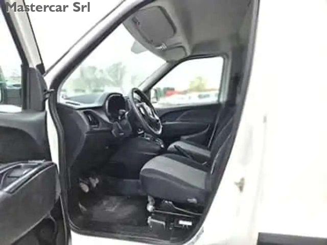 FIAT Doblo usata, con Sensore di pioggia