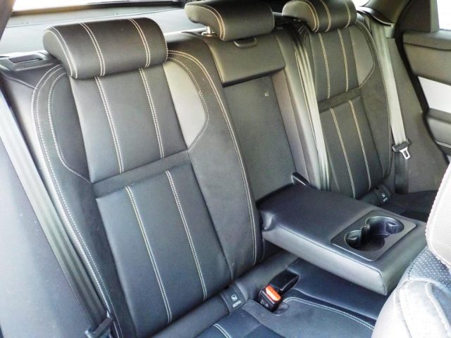 LAND ROVER Range Rover Velar usata, con Bracciolo