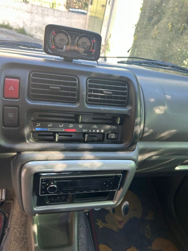 SUZUKI Jimny usata, con Servosterzo