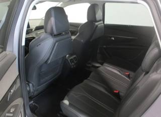 PEUGEOT 5008 usata, con Cerchi in lega