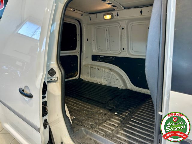 VOLKSWAGEN Caddy usata, con Autoradio