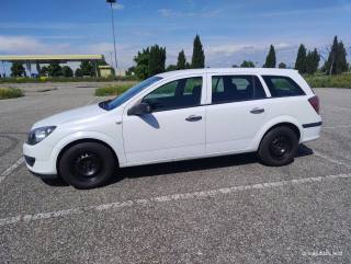 OPEL Astra usata, con Autoradio