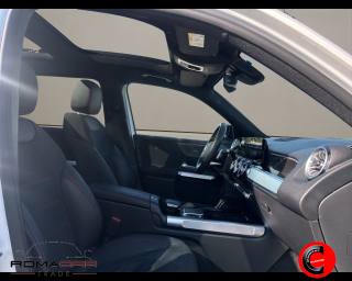 MERCEDES-BENZ GLB 200 usata, con Fari LED