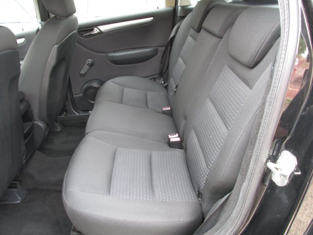 MERCEDES-BENZ B 180 usata, con ESP