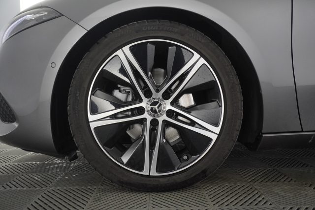 MERCEDES-BENZ A 180 usata 9