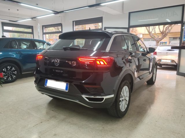 VOLKSWAGEN T-Roc usata, con Autoradio