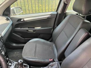 OPEL Astra usata, con Autoradio