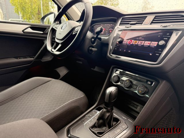 VOLKSWAGEN Tiguan usata, con Autoradio