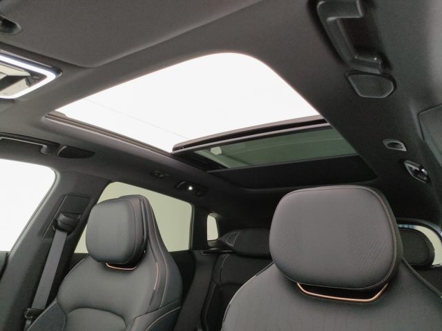 LYNK & CO 08 usata, con Regolazione elettrica sedili