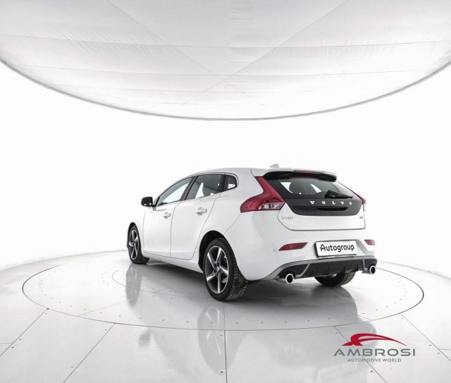 VOLVO V40 usata 3