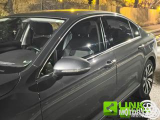 VOLKSWAGEN Passat usata, con Android Auto