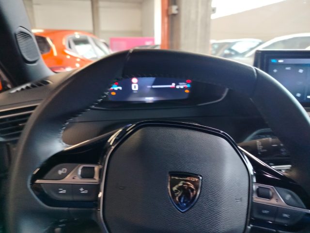 PEUGEOT 2008 usata, con Sensore di luce