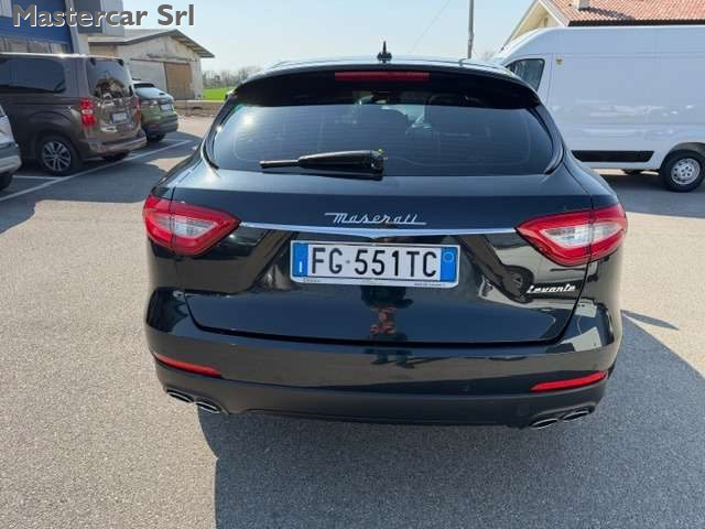 MASERATI Levante usata, con Alzacristalli elettrici