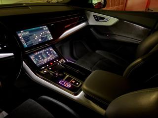 AUDI Q8 usata, con Sedile posteriore sdoppiato