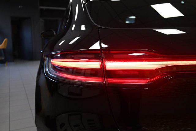 PORSCHE Macan usata 19