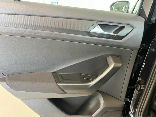 VOLKSWAGEN T-Roc usata, con Autoradio digitale