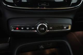 VOLVO XC40 usata 12