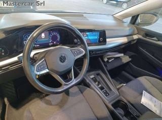 VOLKSWAGEN Golf Variant usata, con Autoradio