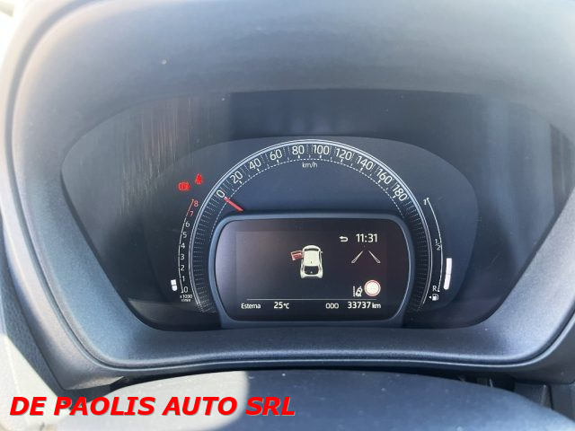 TOYOTA Aygo X usata, con Controllo automatico clima