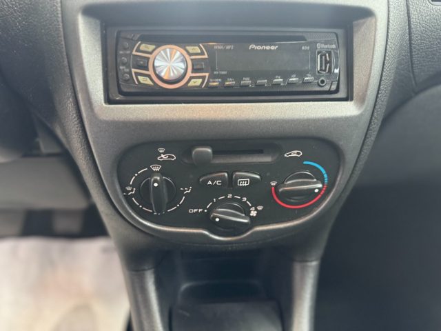 PEUGEOT 206 usata 16